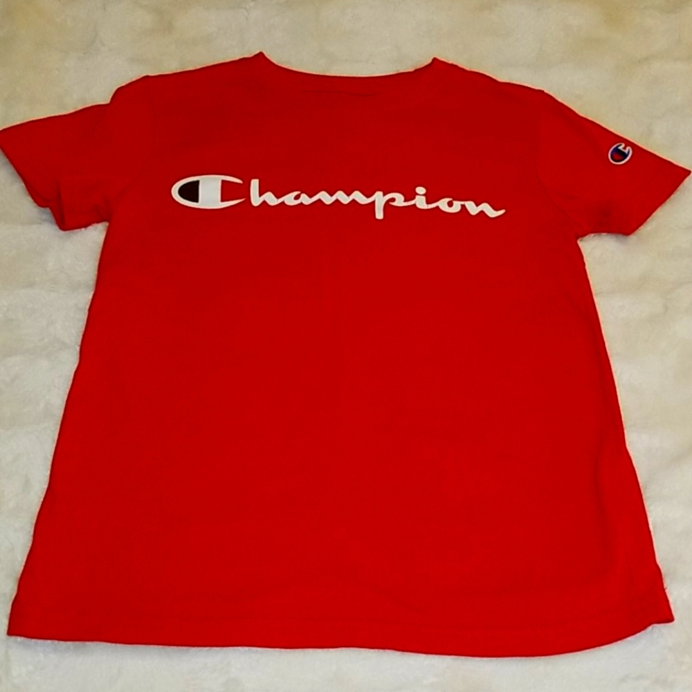 Champion t-shirt